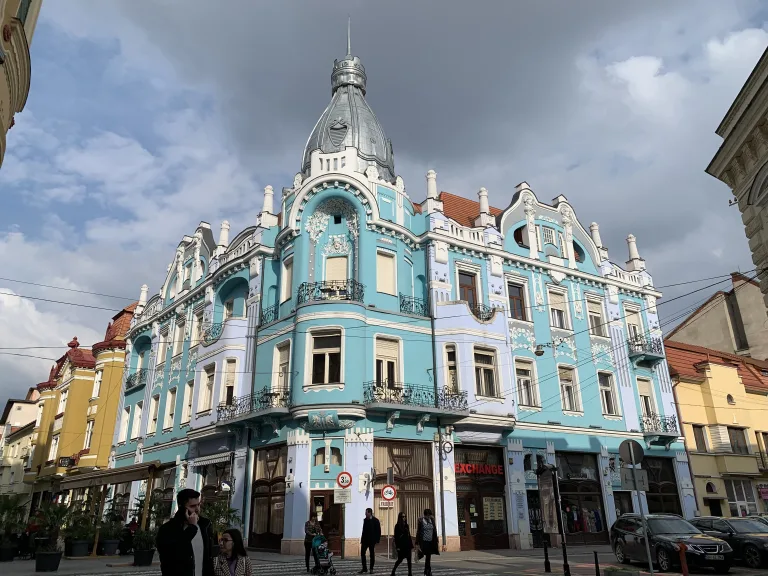Fațada Palatului Moskovits Miksa din Oradea